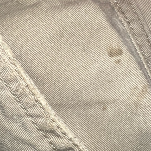 Men’s khaki shorts - Picture 2 of 6